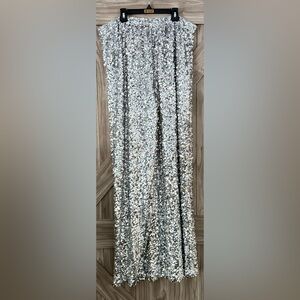 Dressed in LALA Glittering Silver Trousers